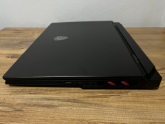 MSI RAIDER A18 HX R9 9955HX3D 32GB 1TB RTX5070Tİ 12 GB 18'' 2.5K W11H