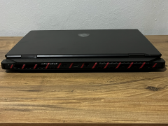 MSI RAIDER A18 HX R9 9955HX3D 32GB 1TB RTX5070Tİ 12 GB 18'' 2.5K W11H